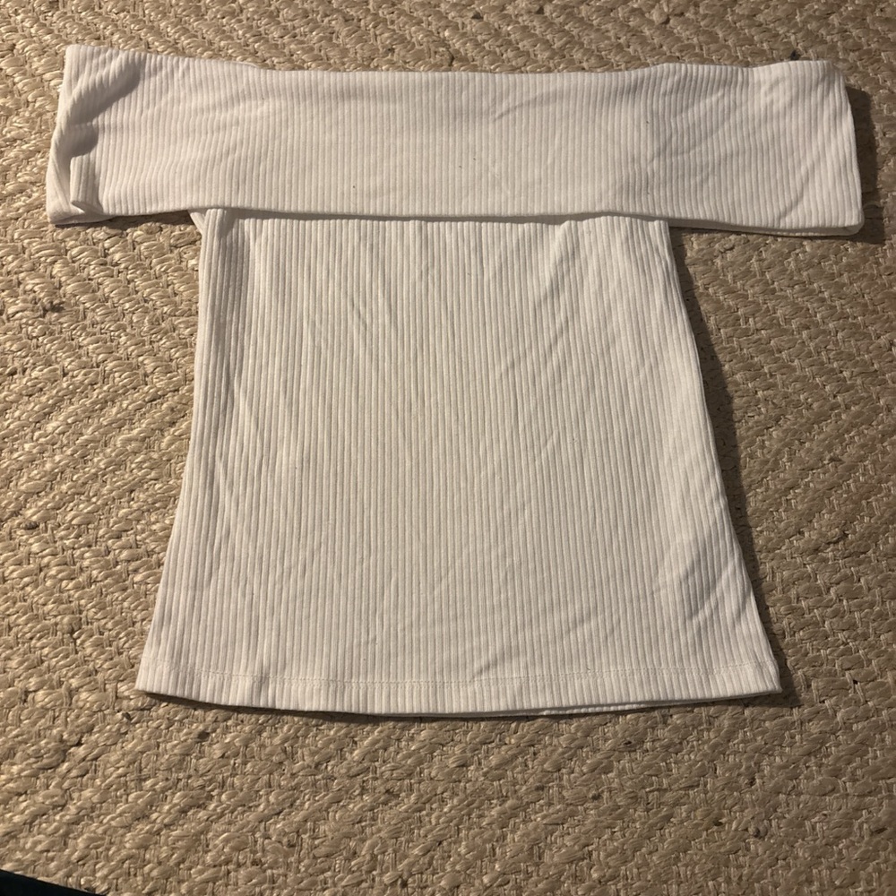 Old Navy White Ribbed Top